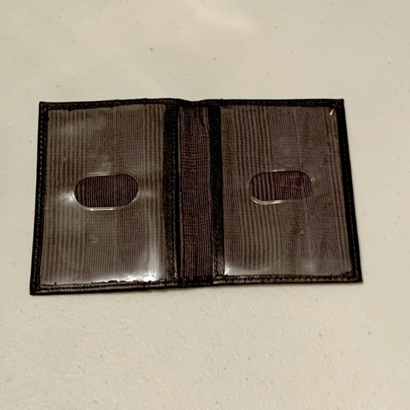 New Fossil leather card holder - Picture 3 of 3